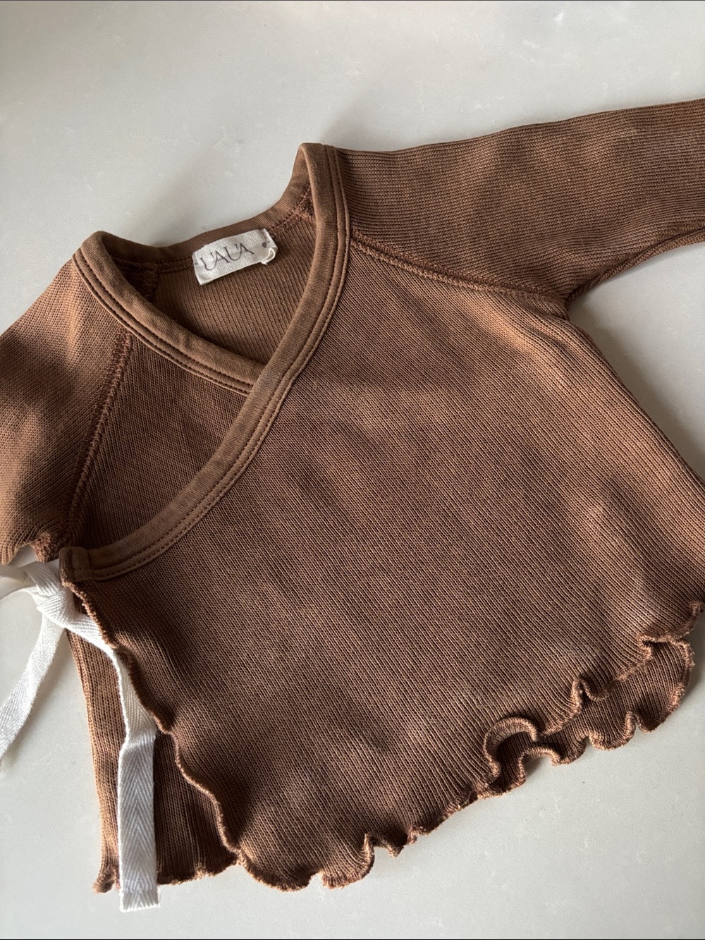 ❤️… UAUA COLLECTION Brown Ruffle Hem BABY Top NB
